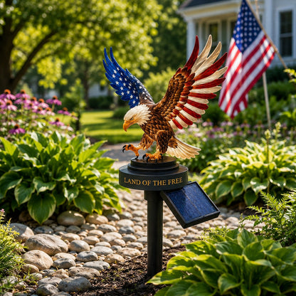 Solar Eagle Garden Light – A Glowing Tribute to American Freedom