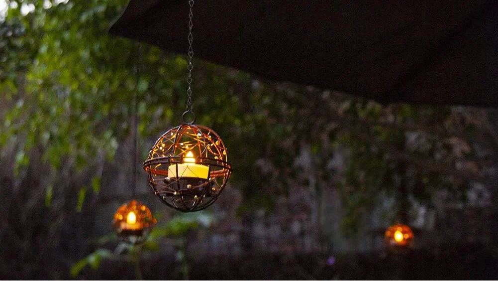 🔥Outdoor Solar Hanging Lanterns - Pack of 4